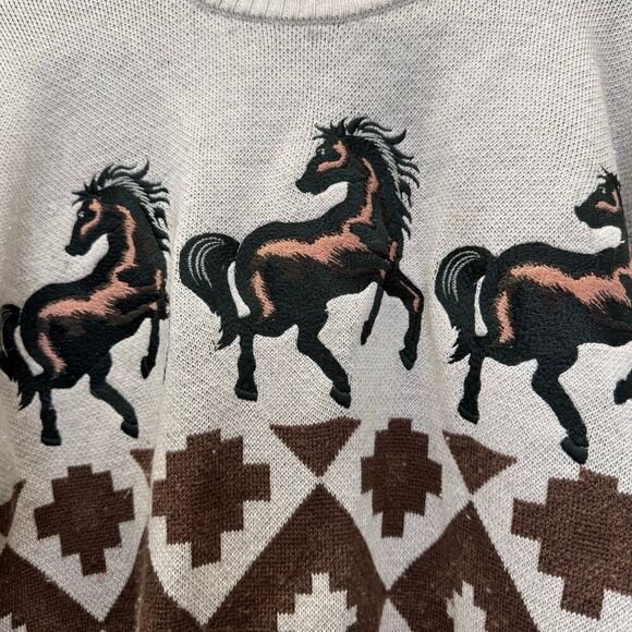 Autumn Adeigbo Sweater 💝 - Picture 4 of 9